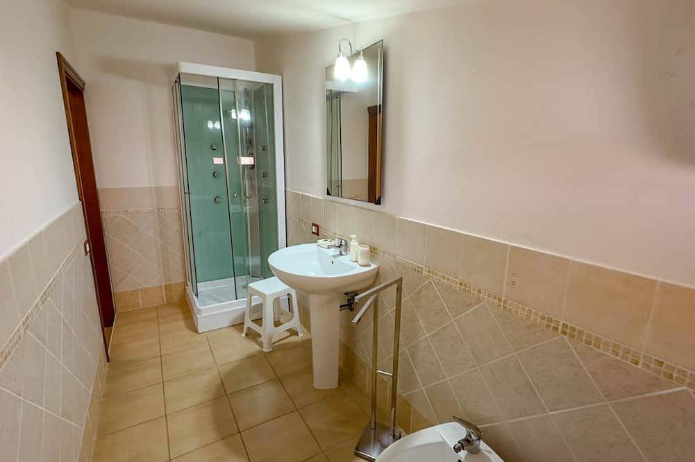 Entire apartment, Su Recreu 'E Mare 304 - Triple room in Bosa Marina, Planargia