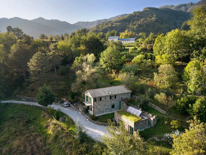 Appartamento per 6 persone, con Balcone e Giardino nonché Sauna a Borzonasca