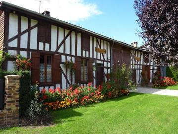 Gîte pour 12 personnes, avec jardin à Puellemontier