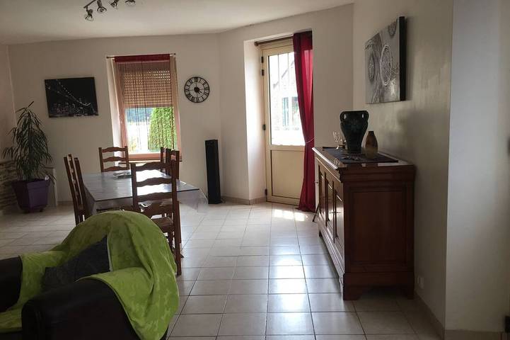 Location de vacances pour 10 personnes, avec Terrasse et Jardin à Lohéac