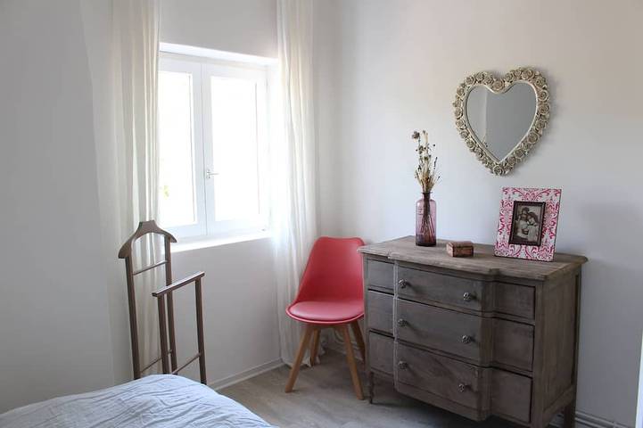 Location de vacances pour 8 personnes, avec jardin à Semussac - 3