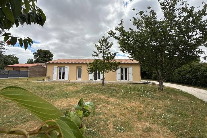 Location de vacances pour 8 personnes à Cheneché