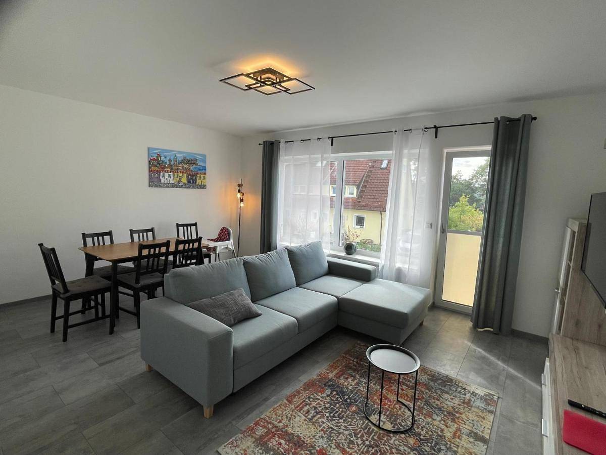 Appartement entier, Messe- und Ferienwohnung Feucht in Feucht, Frankenalb