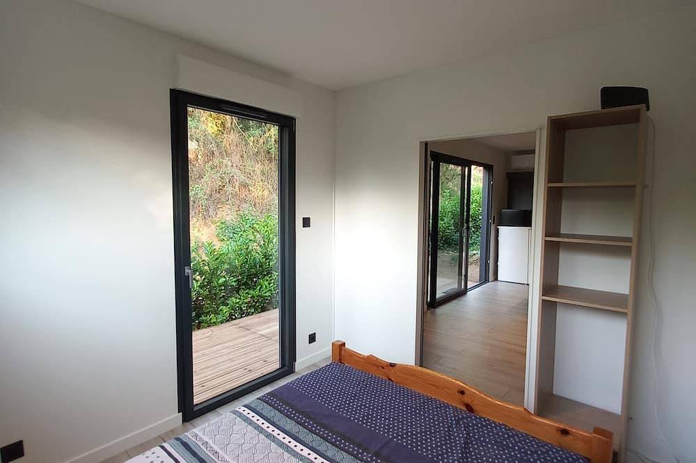 Location d'une tiny house dans l'ouest lyonnais in Sain-Bel, Lyon et ses environs