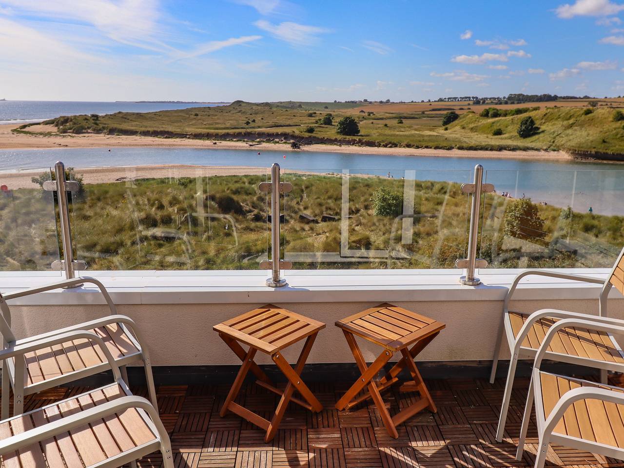 Geheel appartement, Vakantieappartement voor 6 personen met balkon in Alnmouth, Northumberland