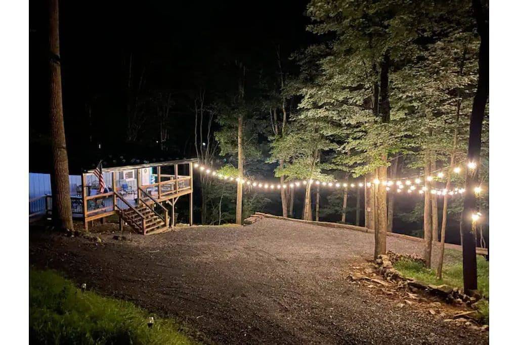 Peaceful 2 bedroom cottage in Lost River w/ stream in Seneca Rocks