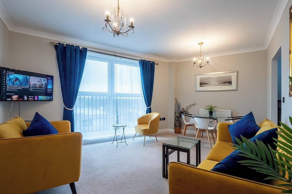 Apartment for 5 People in Kingston upon Thames, Chessington World of Adventures