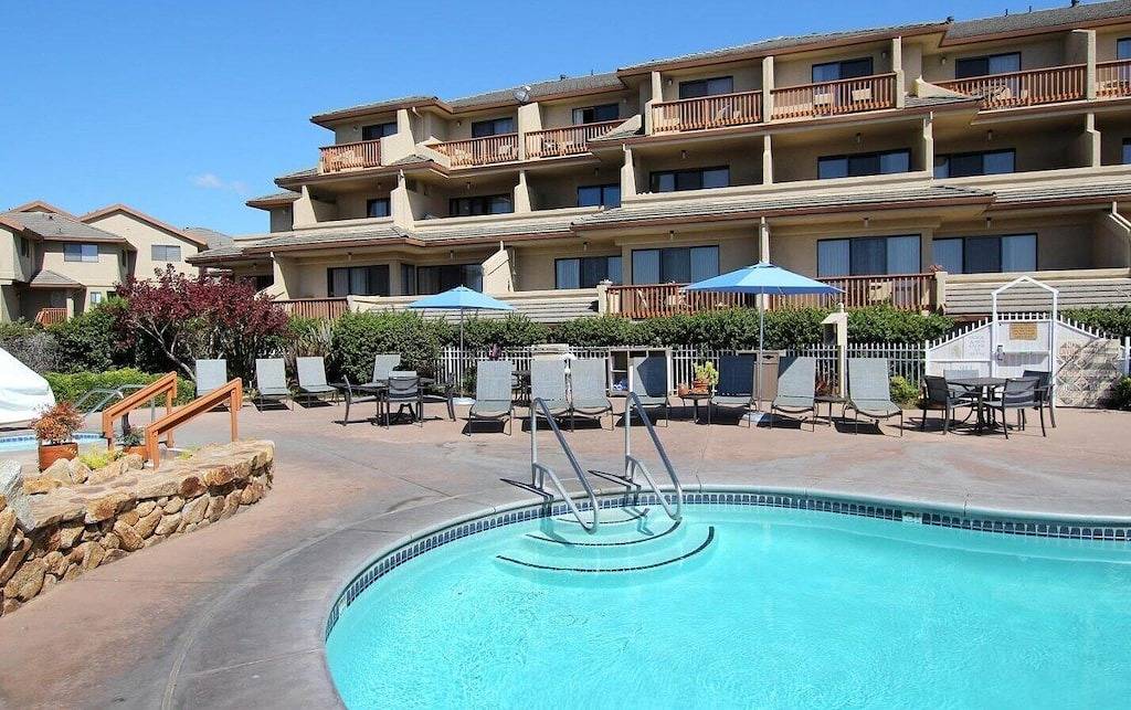 Luxuriöse Strandvilla im Küstenresort, nur wenige Schritte vom Strand entfernt, hervorragende Ausstattung in Rio del Mar, Santa Cruz County