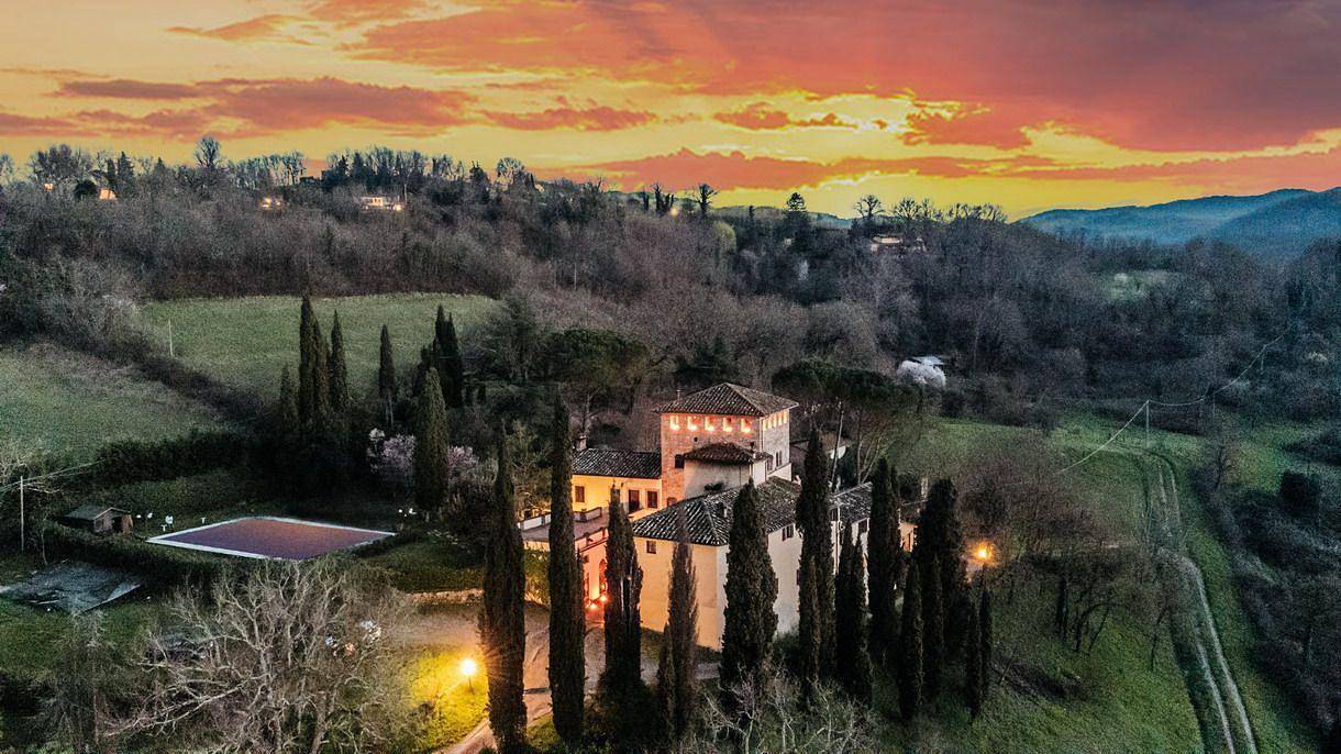 Amazing villa with stunning views and private pool in Vicchio, Florence Province