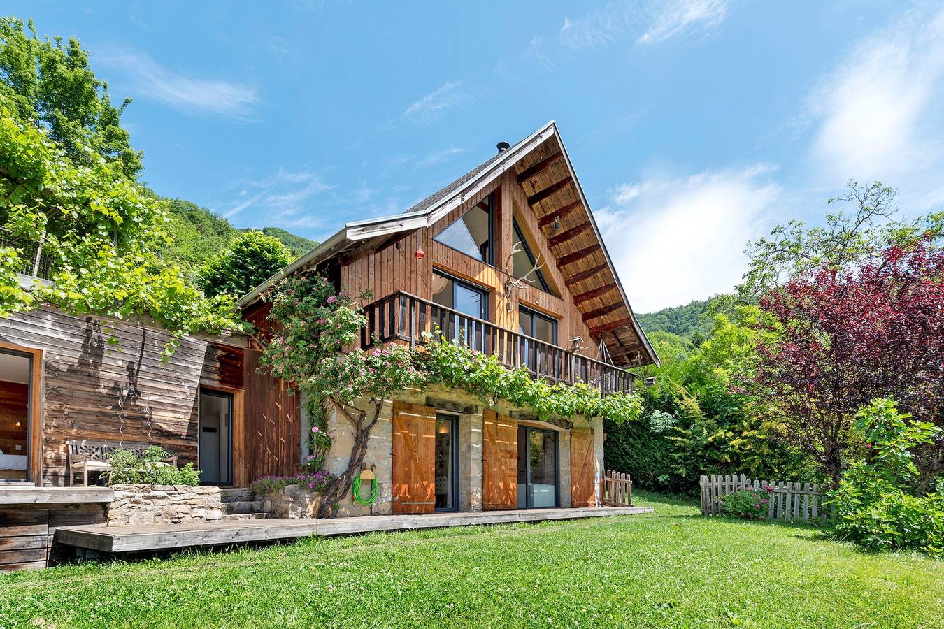 Le Néron – Chalet mit Pool im Herzen der Chartreuse in Quaix-en-Chartreuse, Isère