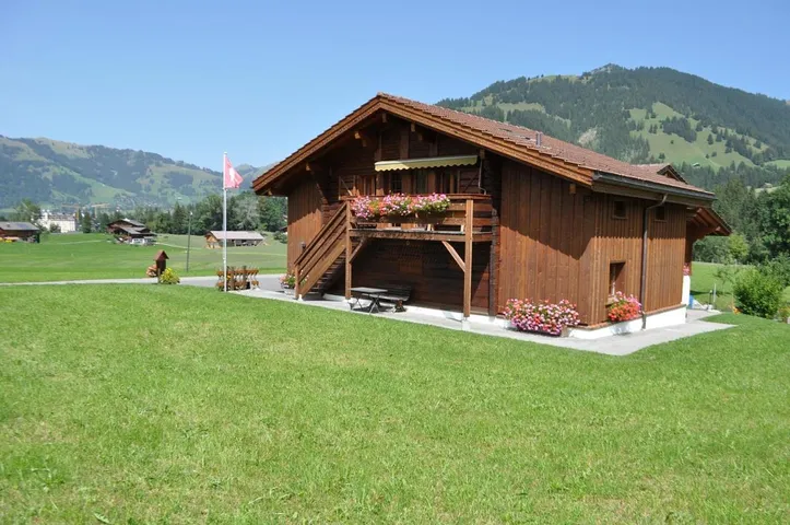 Appartamento vacanze per 13 persone, con panorama e giardino - 1