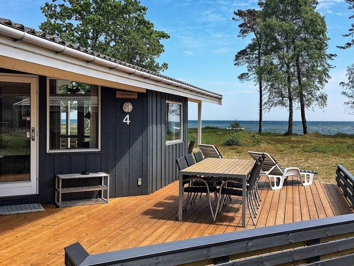 Ferienhaus für 8 Personen, mit Whirlpool und Terrasse sowie Sauna