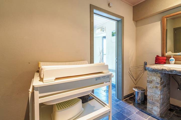 Location de vacances pour 16 personnes, avec jardin et terrasse dans Leffinge - 4