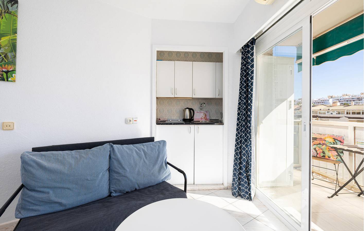 Geheel vakantieappartement, Appartement aan het strand met zwembad en terras in Benalmádena Costa, Benalmádena