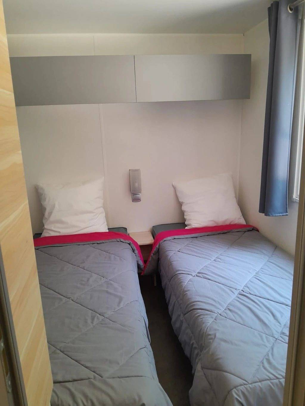 Camping 3 étoiles - Piscine  - ccbfihh in Châteauneuf-de-Gadagne, Vaucluse
