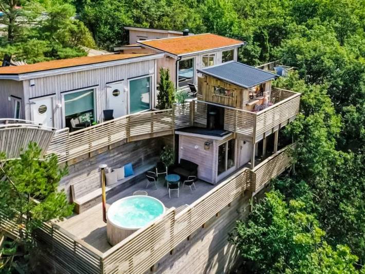 Feriehus for 2 personer, med terrasse og jacuzzi i Göteborg