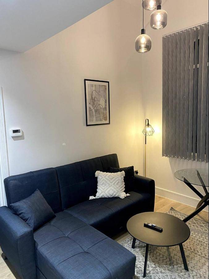 Apartment for 7 people, with Terrace in High Wycombe