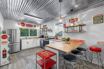 Vacation Rental for 4 Guests in Southwest Florida, Picture 1