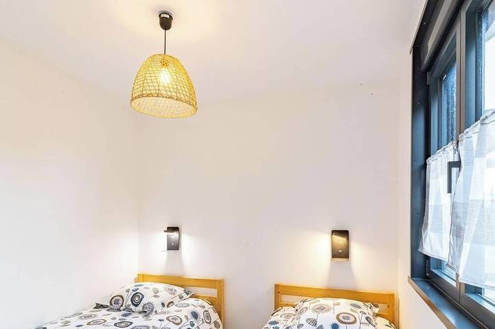 Accessible chalet & Indoor heated swimming pool in Saint-Augustin-des-Bois, Valle del Loira