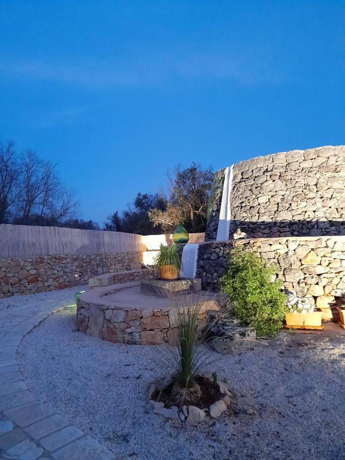 Ferienhaus für 3 Personen, mit Whirlpool und Terrasse sowie Garten und Ausblick in Capilungo