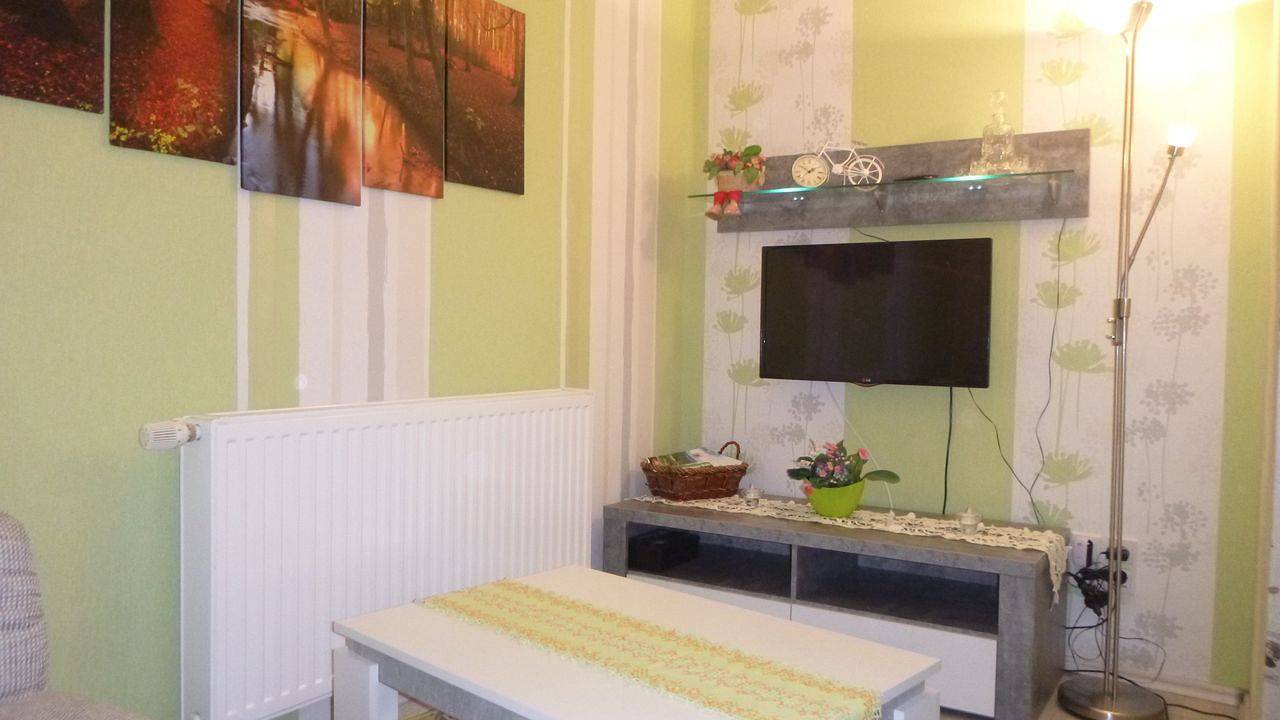 Ganze Ferienwohnung, Ferienwohnung für 3 Personen (30 m²) in Ruhla in Wartburg, Ruhla