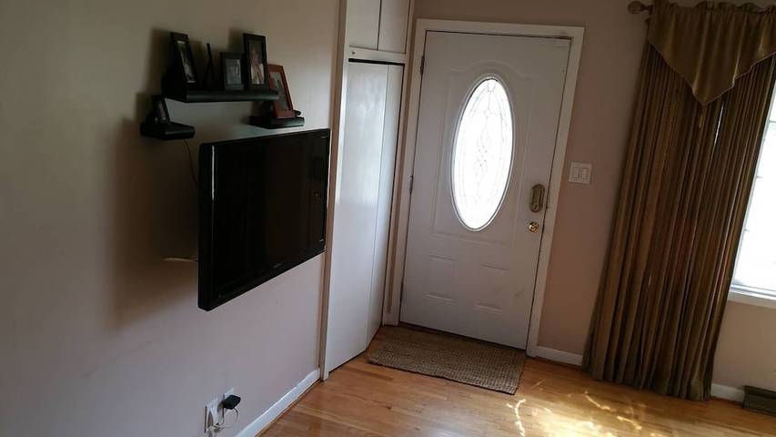 Vacation rental for 4 people, with terrace in Charlottesville