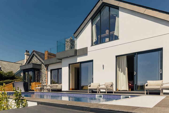 Vakantiehuis voor 8 personen, with Balkon and Terras as well as Tuin in Cornwall