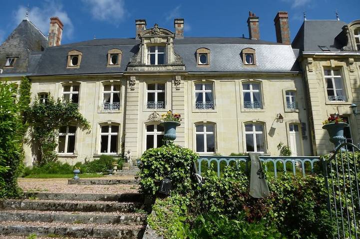 Château pour 20 personnes, avec Jacuzzi ainsi que Jardin et Sauna dans le Loir-et-Cher