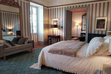 Château pour 15 Personnes dans Cornillon, Région de Nîmes, Photo 2