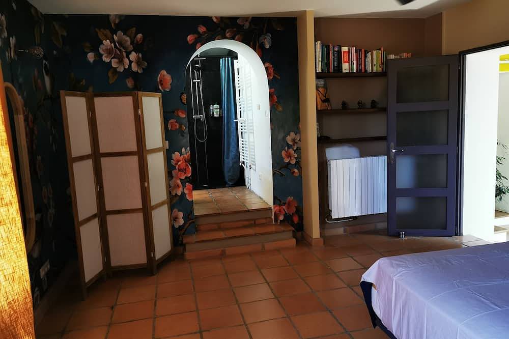 Maison de campagne avec piscine, idéal pour les familles in Opoul-Périllos, Parc naturel régional Corbières-Fenouillèdes