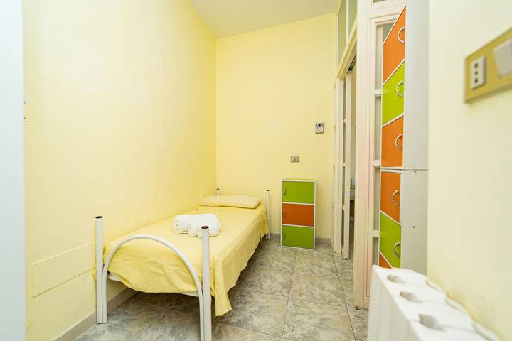 Ganze Wohnung, Ferienwohnung für 3 Personen mit Balkon/Terrasse in Gallipoli, Golf von Tarent