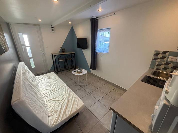 Gîte pour 2 personnes, avec terrasse à Angerville-la-Martel