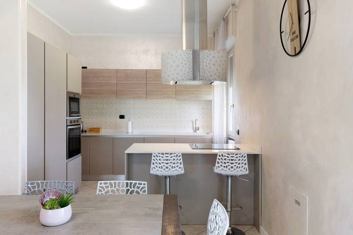 Gîte pour 7 personnes, avec jardin, animaux acceptés à Lonato del Garda - 4