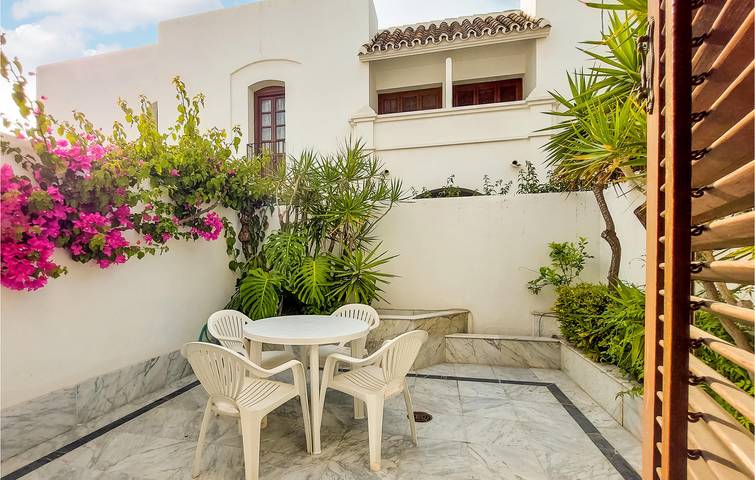 Ferienwohnung für 4 Personen, mit Terrasse und Pool in Estepona - 2