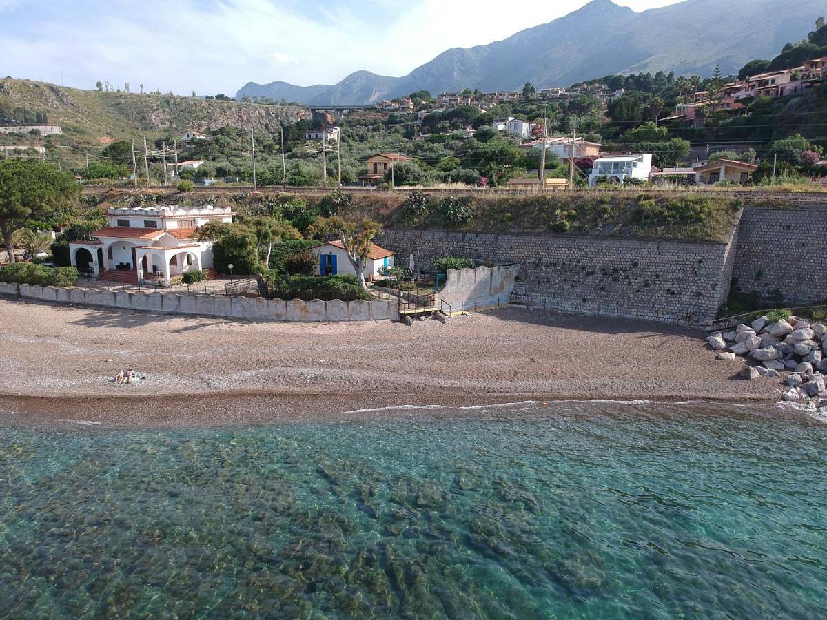 Casa Sulla Spiaggia Villa Eléftheria in Torre Colonna-Sperone, Altavilla Milicia