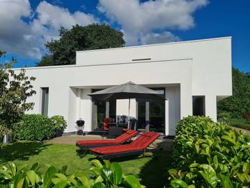 Ferienwohnung für 5 Personen, mit Terrasse und Garten, kinderfreundlich in Varel