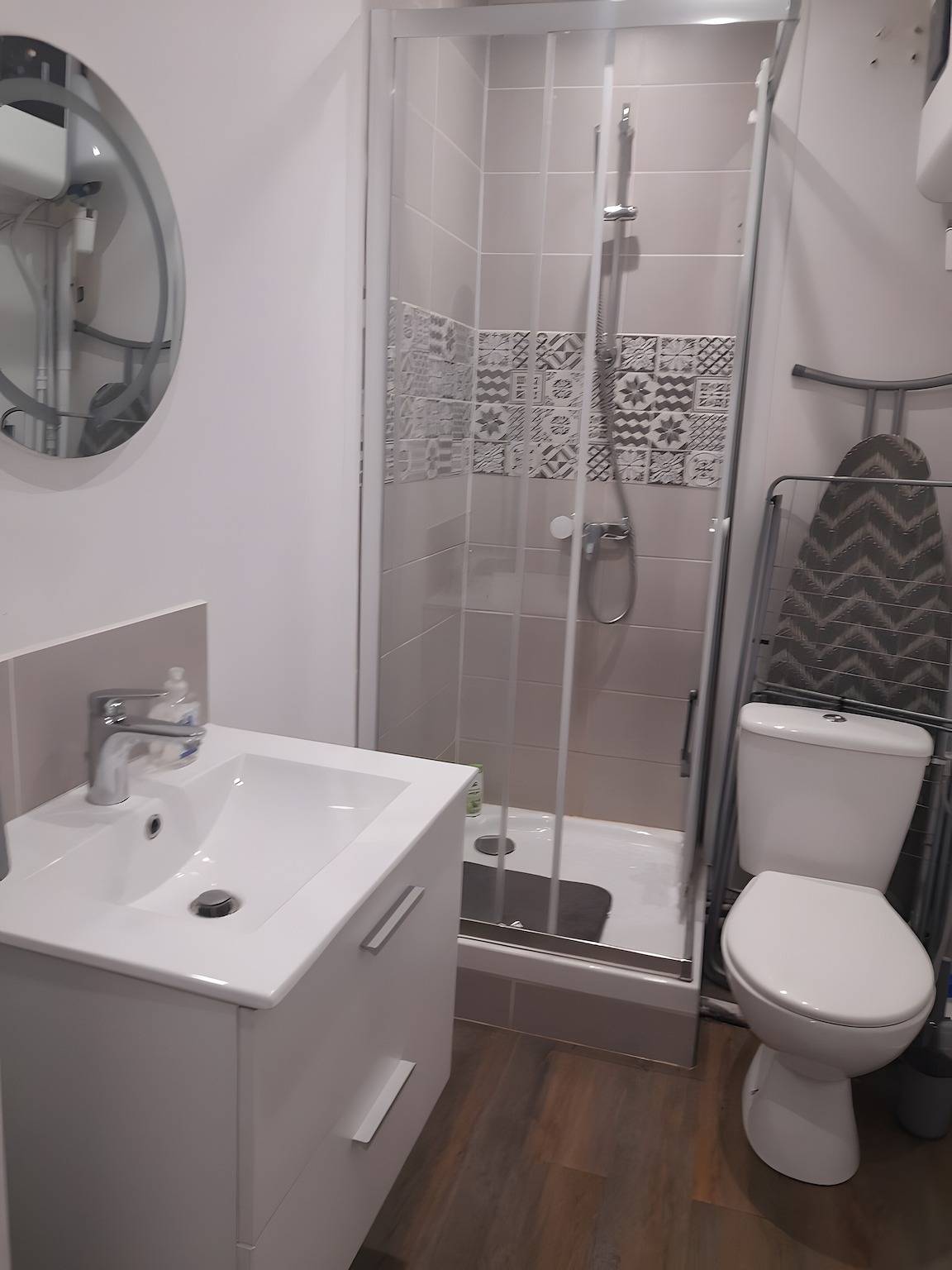 Ganze Wohnung, Apartment „De Caractère im Zentrum von Joigny“ mit Wlan in Joigny, Auxerre und Umgebung