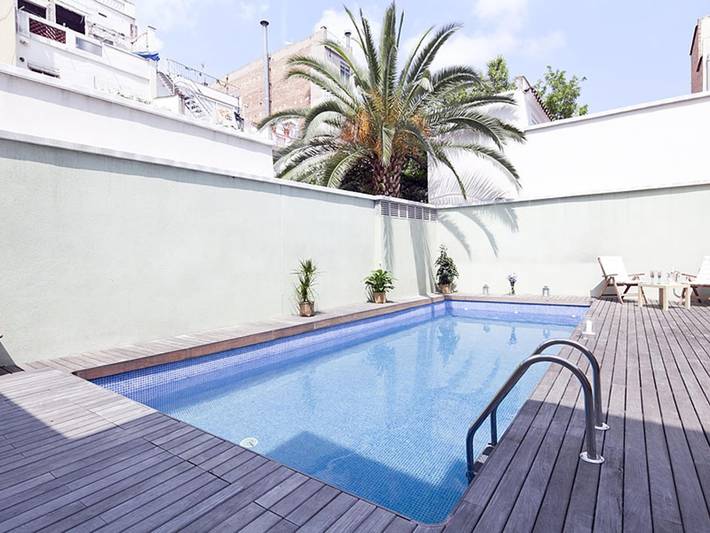 Ferienwohnung für 6 Personen, mit Balkon und Pool, kinderfreundlich in Barcelona - 2