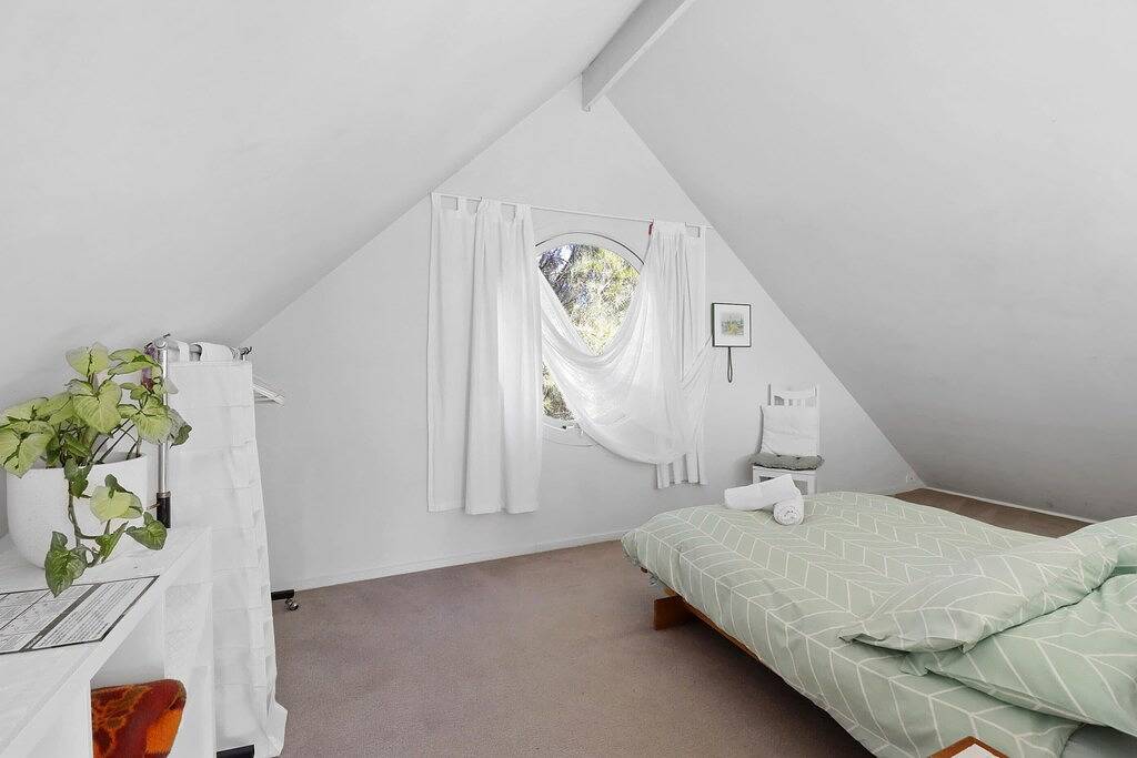 Holiday Home for 4 People in Barwon Heads, Bellarine