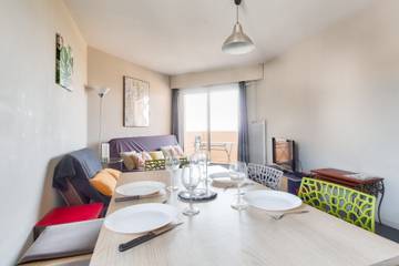 Apartment for 4 People in Saint-Gilles-Croix-de-Vie, Loire Valley, Photo 2