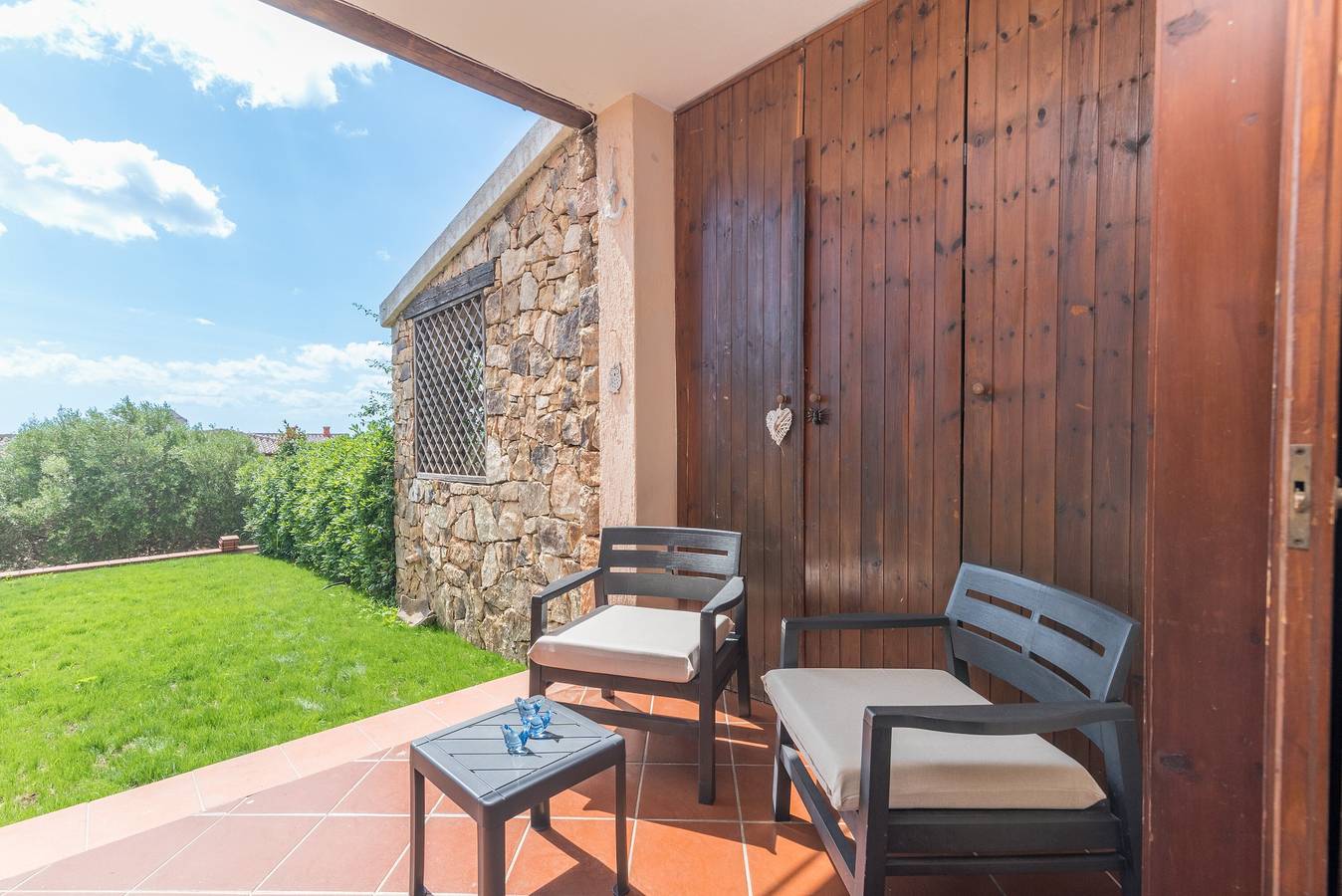Ganze Wohnung, Ferienwohnung Trilo Monte Petrosu mit Meerblick, Garten und Bbq in Monte Petrosu, San Teodoro