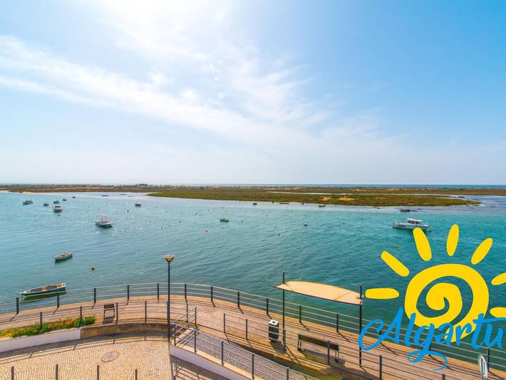 Location de vacances pour 2 personnes, avec Vue sur l’océan ainsi que Terrasse et Vue sur le lac en Algarve