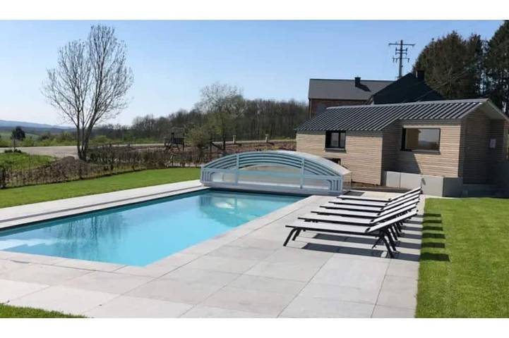 Vacation rental for 10 people, with Balcony and Terrace as well as Yard and Pool in the Luxembourg (Belgium)