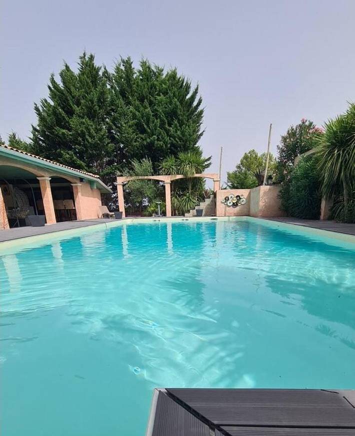 Appartement de vacances pour 2 personnes, avec piscine et jardin