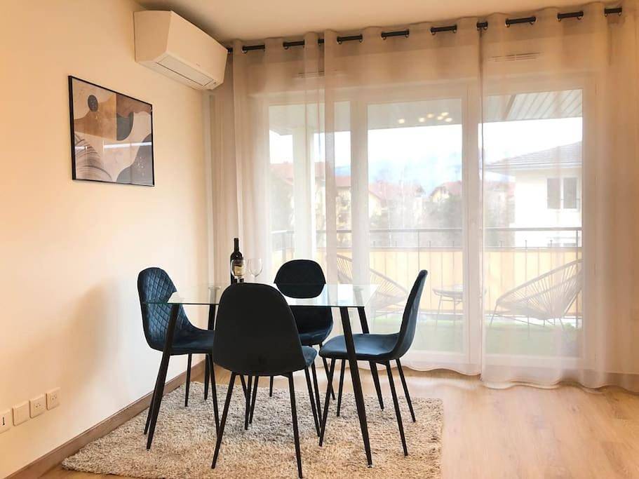 Appartement entier, One-Bedroom Apartment in Saint-Julien-en-Genevois, Région de Saint-Julien-en-Genevois