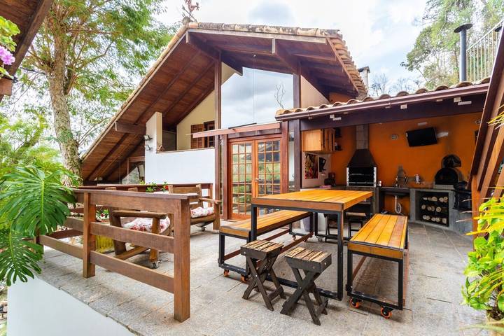 Casas e apartamentos de temporada para 7 pessoas, com jardim, com animais de estimação em Petrópolis