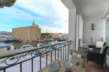 Holiday Apartment for 6 People in Port Grimaud, Grimaud, Photo 2
