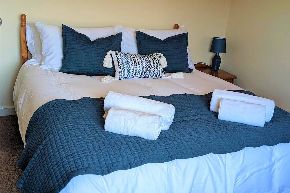 3 Bed Holiday home close to idyllic Lulworth Cove in Lulworth Cove, Dorset