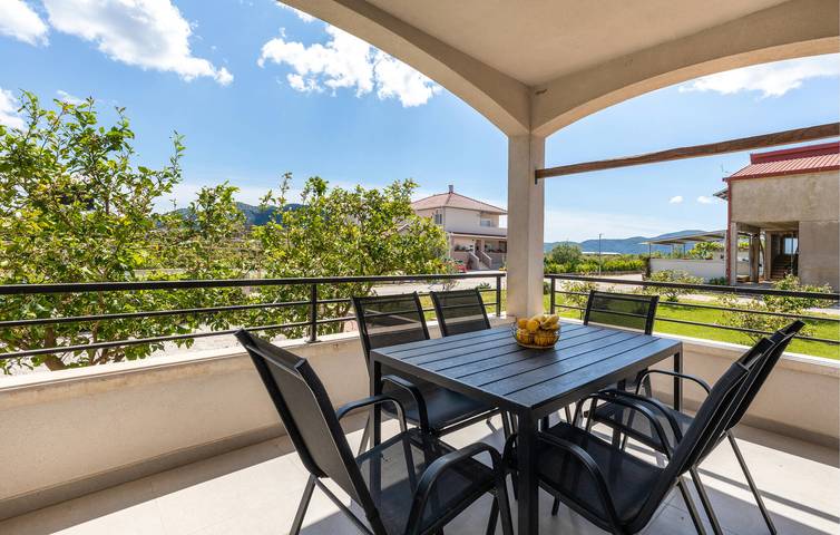 Ganze Ferienwohnung, Gemütliche 1-Zimmer-Wohnung in Opuzen mit WLAN und Terrasse in Dubrovnik-Neretva
