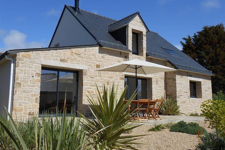 Holiday home for 8 people, with garden and terrace, with pets - 1
